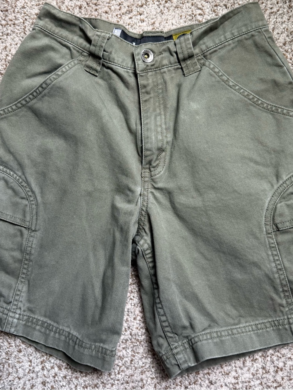 VTG Y2K 90’s Levis SilverTab Khakis Cargo Shorts Boys 10 Green Skater Utility